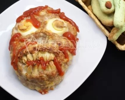 «Мясной череп» в духовке