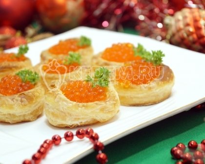 Волованы с красной икрой